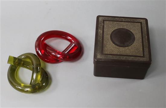 Art Deco napkin rings, bakelite childrens jewellery etc.